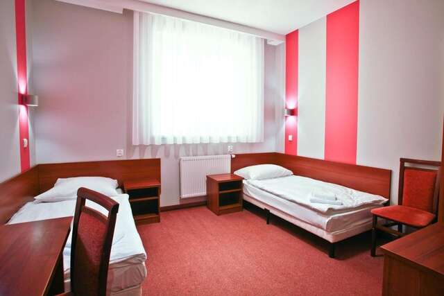 Отель Hotel Chabrowy Dworek Тересин-20
